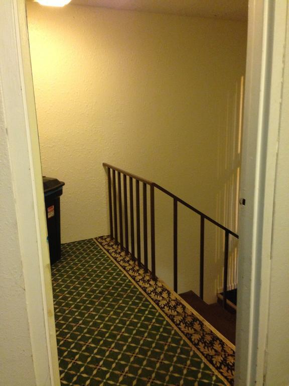 Americas Best Value Inn Macomb Buitenkant foto