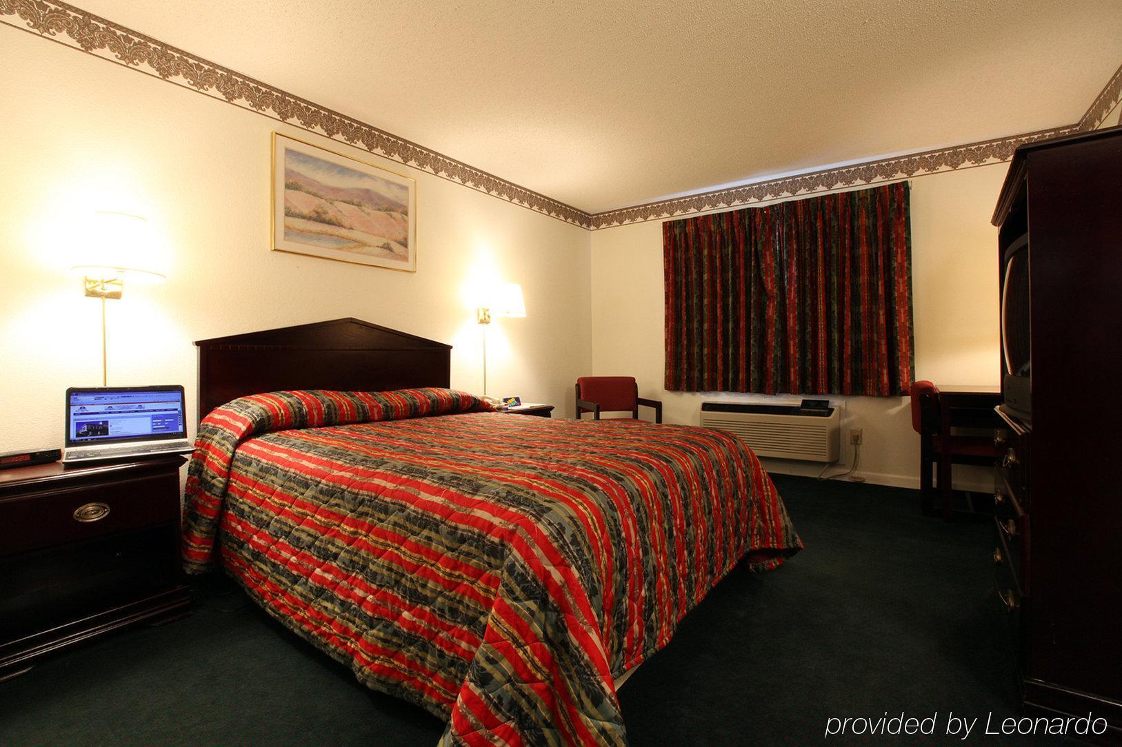 Americas Best Value Inn Macomb Kamer foto